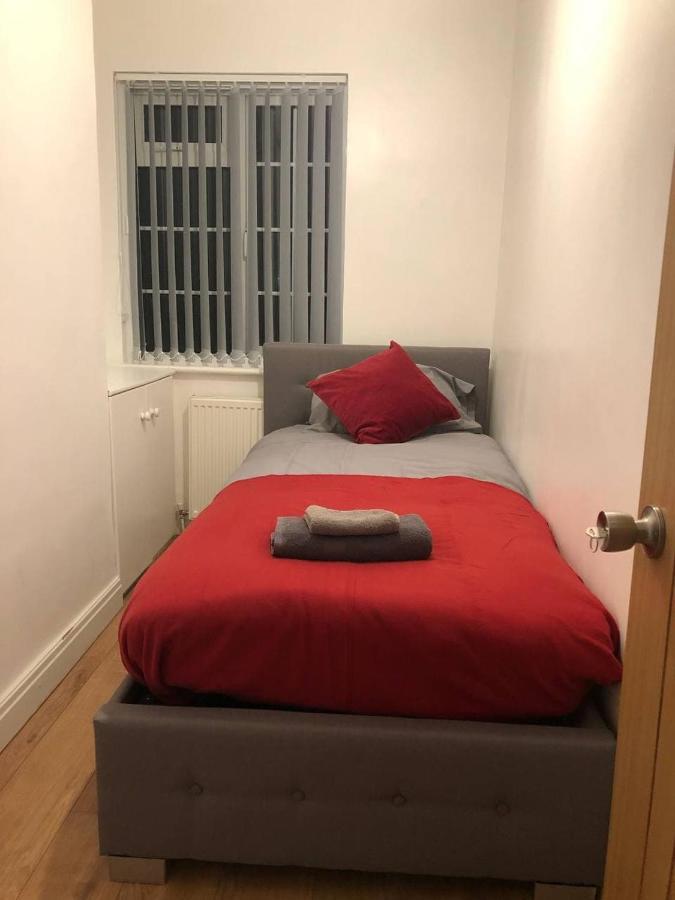 Modern Newgate Apartments - Kingsbury Underground, All Local Amenities On Your Doorstep Harrow Exteriér fotografie